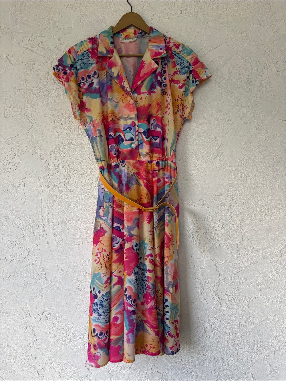 Vintage Multicolor Abstract Midi Dress with Yellow Belt